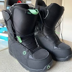 New Mint Burton Snowboarding Boots